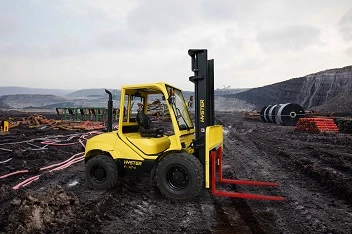 รถยกสำหรับพื้นที่ขรุขระ