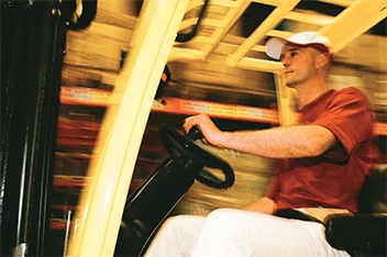 7 FACTORS TO CONSIDER WHEN CHOOSING  YOUR IDEAL POWER SOURCE