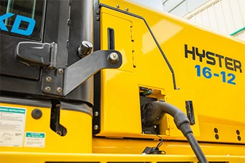 EVALUATING HEAVY-DUTY FORKLIFT ELECTRIFICATION