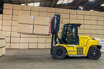 CHALLENGING TRADITIONS. GROWING AMBITIONS.