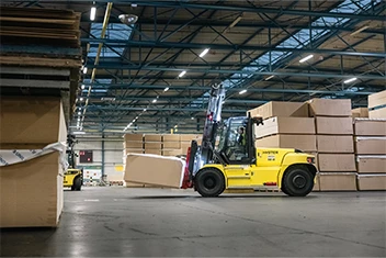 FIVE QUESTIONS TIMBER OPERATIONS SHOULD BE ASKING ABOUT FORKLIFT ELECTRIFICATION