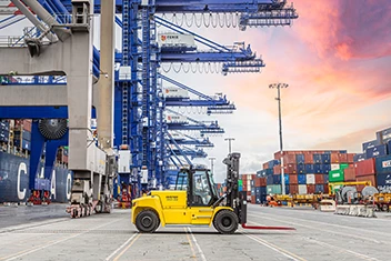 PORT ELECTRIFICATION: FOUR QUESTIONS WHEN CONSIDERING AN ELECTRIC FUTURE